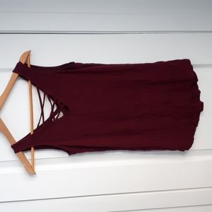 Burgandy strappy tanktop